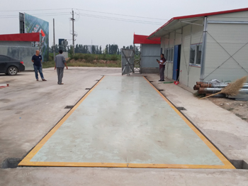 濮陽南樂縣人民醫院項目3x16m SCS-120噸地磅施工案例