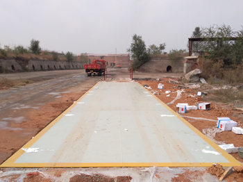 三門峽義馬金基墻材16m-120噸地磅