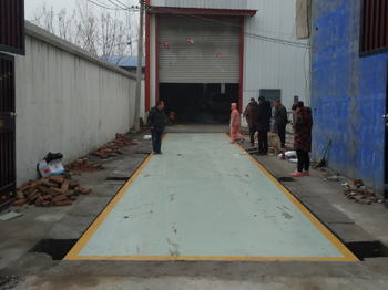 尉氏洧川四和預(yù)制廠定額200噸地磅