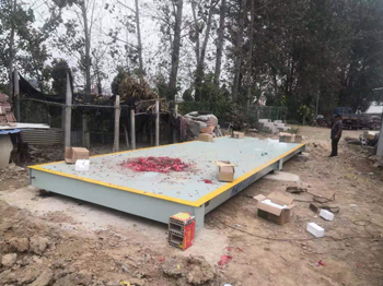 商丘夏邑獻露建材9m-100噸地磅