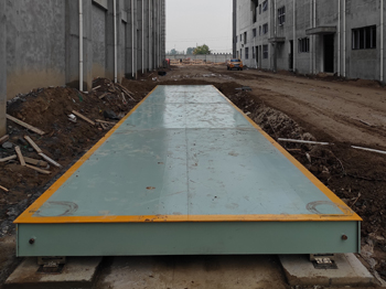 新鄉(xiāng)市衛(wèi)輝俊杰食品18m-100噸地磅 