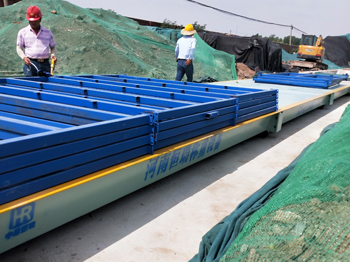 江蘇昌騰建工安陽北項目部100噸地磅