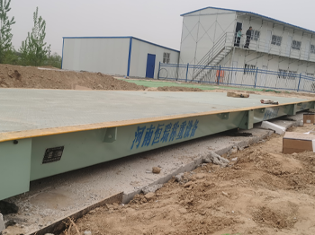 周口西華奧特萊斯萬錦城項(xiàng)目100噸地磅