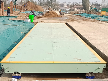 中建五局安陽內(nèi)黃工業(yè)二路項(xiàng)目100噸地磅