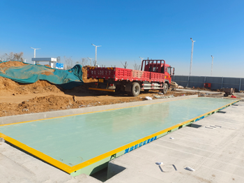 浙江寶業建設鄭州德邁藥業100噸地磅
